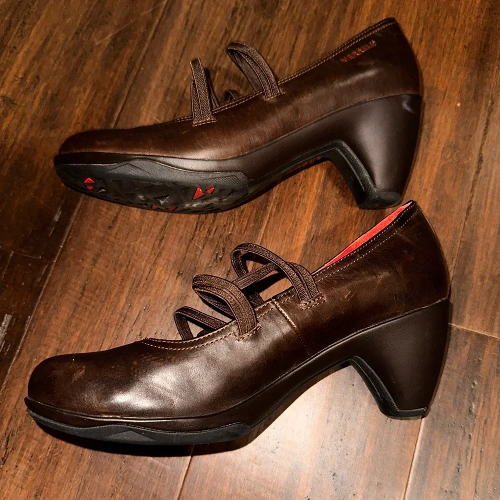 Merrell Evera Cross Mary Jane Brown Leather Comfort Heel Dark Academia Size 7